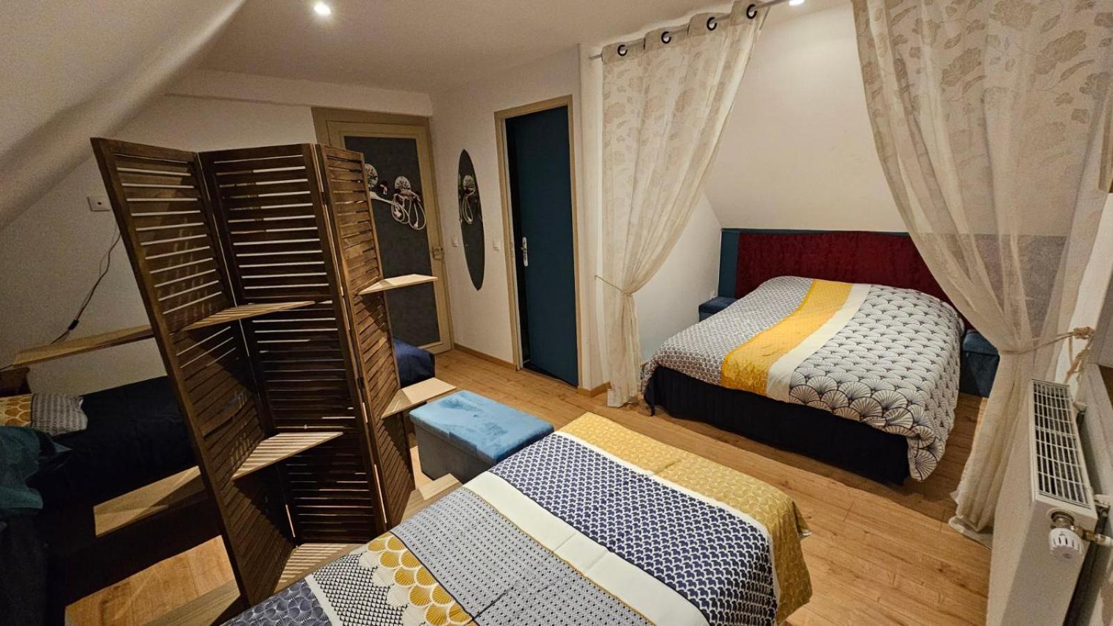 Le Deux Gaulle Apartment Le Mêle-sur-Sarthe Exterior foto